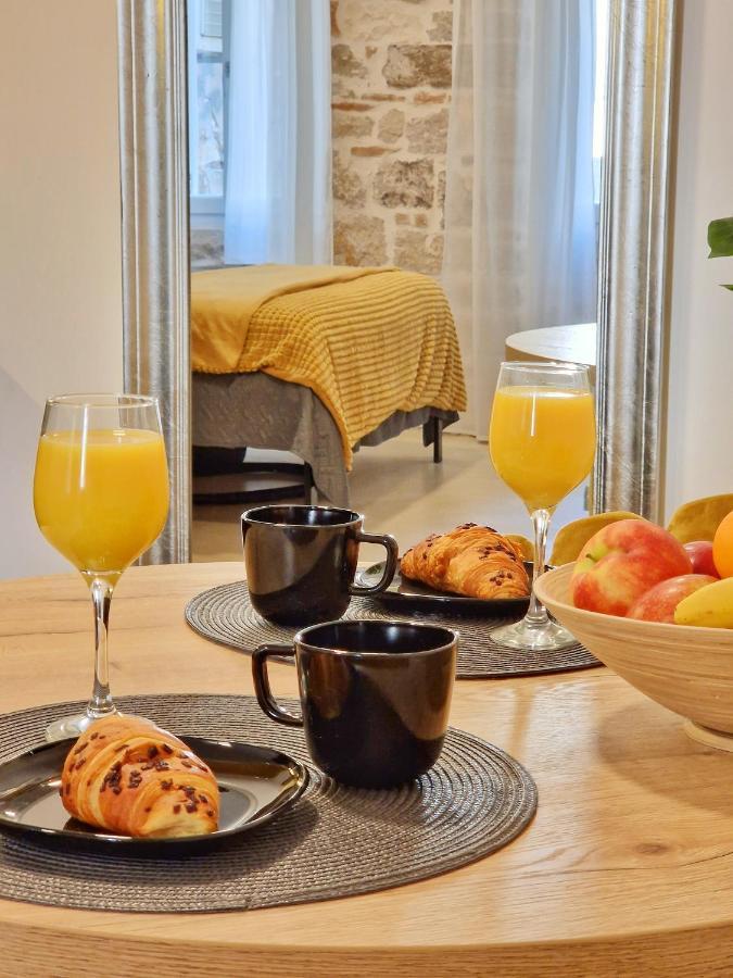 Appartement Hidden Oasis à Rovinj Extérieur photo