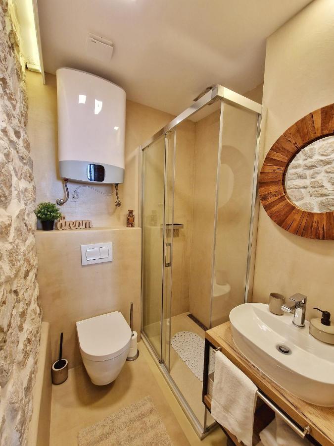Appartement Hidden Oasis à Rovinj Extérieur photo